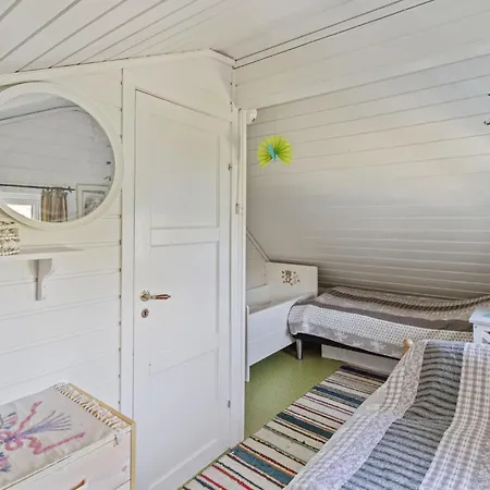 Cozy In Skiftun With House Sea View Feriehus