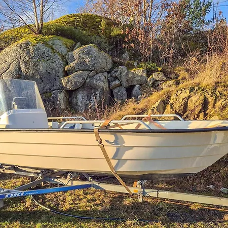 Holiday home Amazing In Skiftun With House Sea View Nesvik