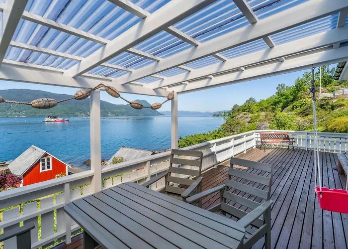 Awesome In Skiftun With House Sea View Tatil Evi *